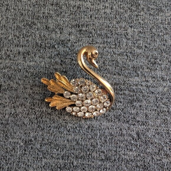 Coro Jewelry - Gold-toned Coro Swan Brooch with Clear Rhinestones, Signed